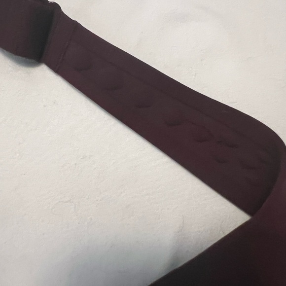 LULULEMON  Athletica Air Support Bra High Support Size 36 DD. - Picture 13 of 15